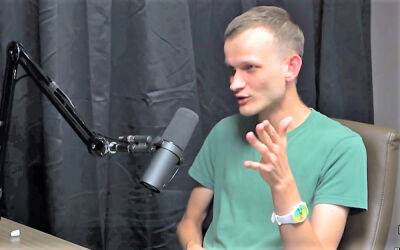 Vitalik Buterin Confirms Post-Merge Ethereum Centralization Concerns, Urges Not to 'Overly Catastrophize' It