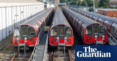 London Underground workers vote to continue strike action