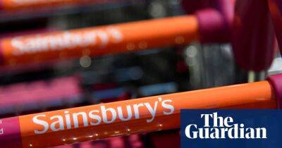 Sainsbury’s under new pressure to pay living wage for all workers