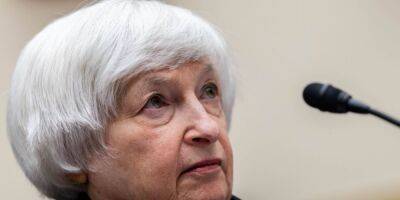 Yellen Says She Never Urged Smaller Rescue Package Over Inflation Concerns