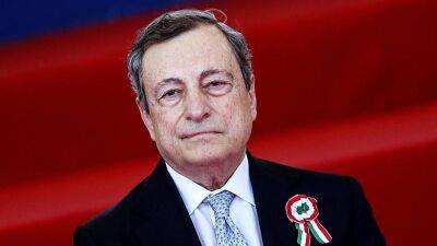 Italians ask Prime Minister Draghi to remain in office despite political crisis