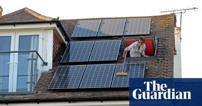 Green upgrades could cut UK energy bills by £1,800 a year, finds study