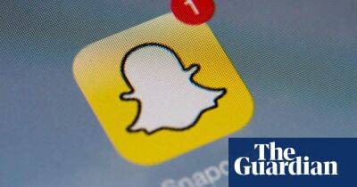 Snap shares slump 25% amid slowdown in ad revenue for tech firms