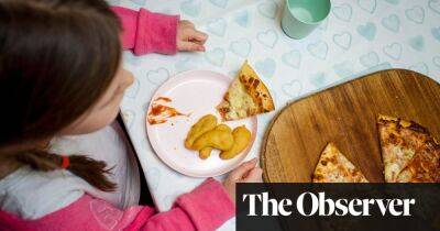 Children pushed to eat junk food over holidays by UK government campaign