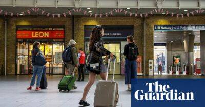 Rail strike brings widespread disruption to Great Britain