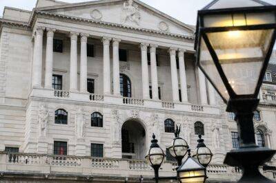 Bank of England pays out £23m in staff bonuses as debate over performance rages