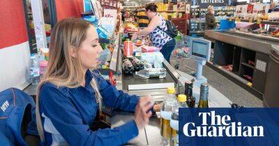 UK grocery prices rise 11.6% as inflation hits highest level since 2008
