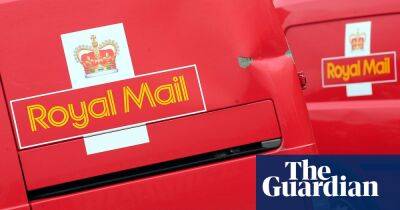 Royal Mail workers vote for further action ahead of four days of strikes