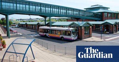 Government will fund endangered bus routes in England