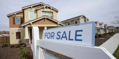 Mortgage Rates Hit 4.99%, Dropping Below 5% for First Time Since April
