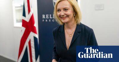 Liz Truss doubles down on tax cuts over support for energy bills