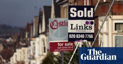 Annual rate of UK house price growth doubles to 15.5% in one month