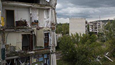 Ukraine war: Von der Leyen in Kyiv, attack on Zelenskyy's home city and German decision urged