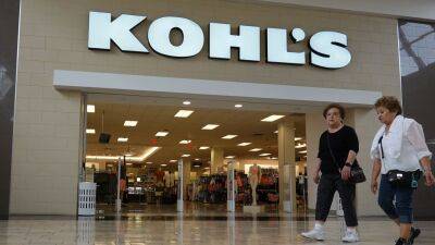 Stocks making the biggest moves midday: Kohl's, Broadcom, Lululemon and more