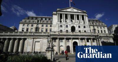 UK in recession, says Bank of England as it raises interest rates to 2.25%