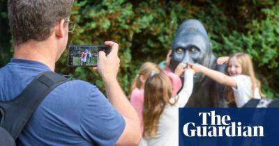‘It’s a sad day’: Bristol zoo welcomes last visitors before closing