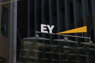 EY ropes in Magic Circle law firms to advise on potential break-up