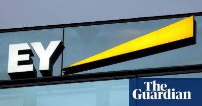 Ernst & Young splits into separate audit and advisory businesses