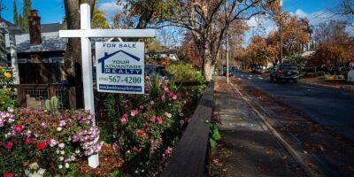 Home Prices Fell in October for Fourth Straight Month