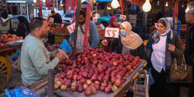 Egyptians Cut Back on Staples as Inflation Rises