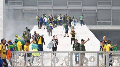 Pro-Bolsonaro protesters storm Brazil's Congress