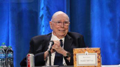 Charlie Munger said Berkshire would be worth double if he and Buffett used this common practice