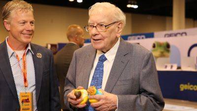 Warren Buffett's Berkshire Hathaway continues to sell HP shares, reducing stake to 5.2%