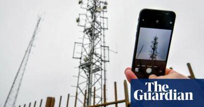 UK mobile and broadband firms plan huge price rise for existing customers