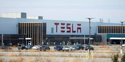 Tesla Workers Say Dozens Were Fired in Retaliation for Union Drive