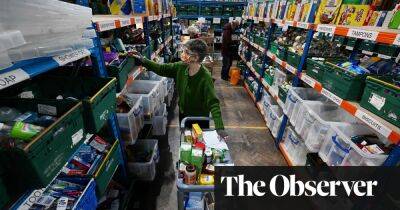 Revealed: record number of households in UK depending on food banks
