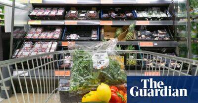 A quarter of British shoppers struggle as grocery prices soar