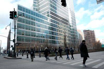 Goldman Sachs to halt replacement hires to cut costs