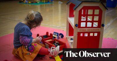 UK families on universal credit to get childcare costs paid upfront