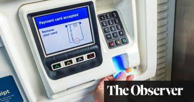 Paying for petrol at the pump can plunge you into the red