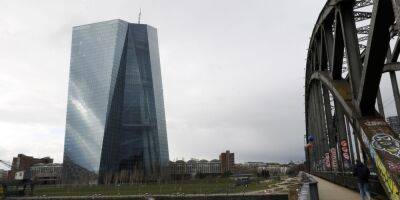 ECB Raises Rates by Half Point Despite Mounting Banking Stress