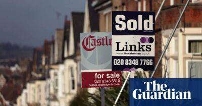 UK mortgage approvals rise for first time in six months