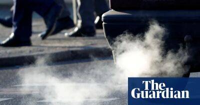 EU countries delay vote on landmark law to end sales of CO2-emitting cars