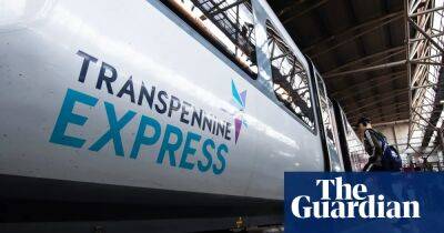 Northern mayors hold rail summit to demand UK ‘gets a grip’ on poor services