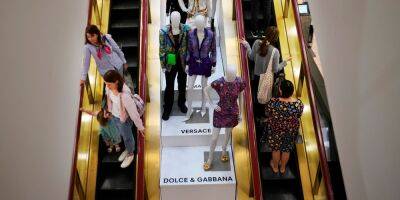 Retail Report to Show Demand as Consumers Faced Banking Troubles, Rising Rates