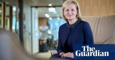 Aviva chair warns shareholders against repeat of sexism at AGM