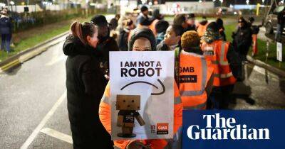 Amazon workers in Coventry to request union recognition after membership doubles