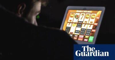 Online casinos face curbs after review of gambling in UK