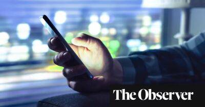 UK cracks down on cold calls and text scams offering financial products