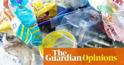 Plastics touching our food may be making us gain weight