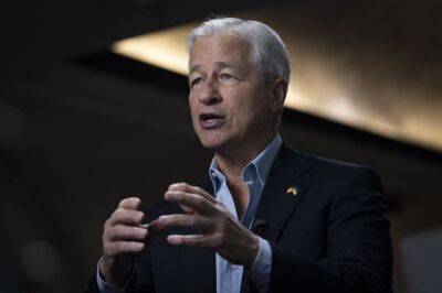 Jamie Dimon’s pay gets backing from top proxy adviser
