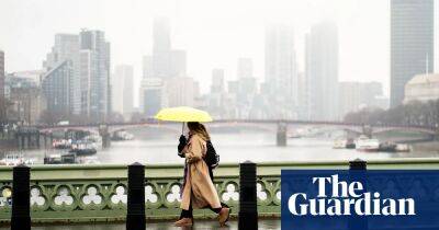 UK economy shrank unexpectedly by 0.3% in March