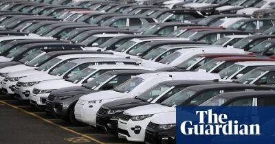 Jaguar Land Rover boss says car plants in UK are not under threat