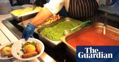 School caterers in England and Wales ‘facing a precipice’ as costs rise