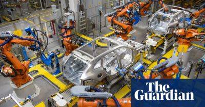 Jaguar Land Rover offered £500m in subsidies to build battery plant in UK