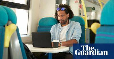 Rail passengers in England could lose wifi access amid cost cuts